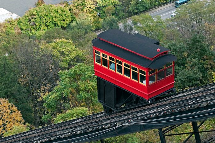 An incline ascending Mt. Washington.