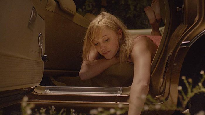 Maika Monroe stars in 'It Follows' (2014).