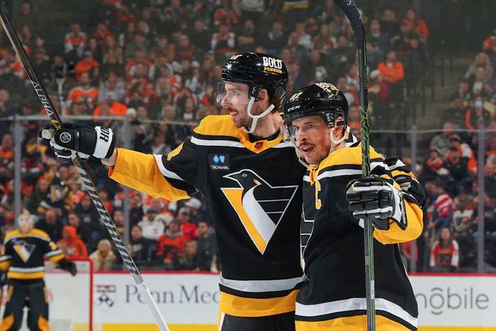 Sidney Crosby, Marcus Pettersson