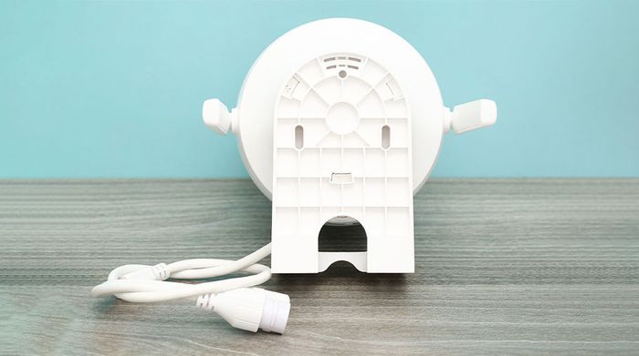 Camera IP Ngoài Trời 360 Độ 4MP BOTSLAB W312 - Lưu trữ qua thẻ nhớ hoặc bộ nhớ của hãng