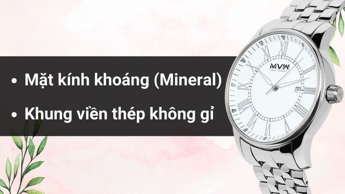 Chất liệu mặt kính và khung viền của mẫu đồng hồ