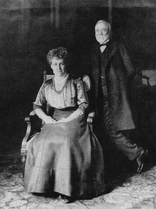 Andrew Carnegie, Louise Whitfield Carnegie
