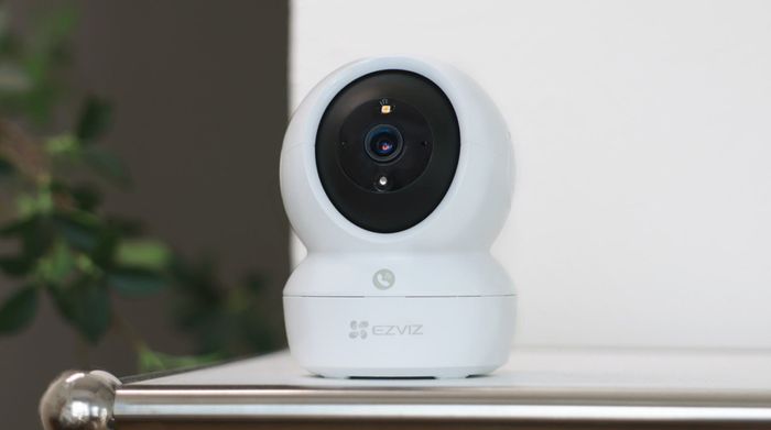 Camera IP 360 Độ 4MP EZVIZ H6C Pro - Thiết kế nhỏ gọn, thanh lịch