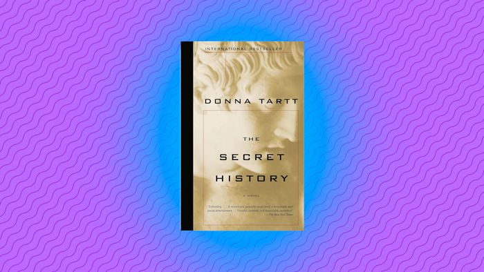 Top dark academia reads: