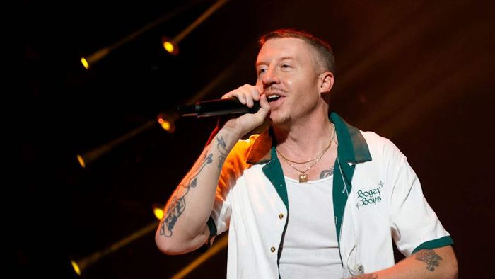 Here’s an image of Macklemore.