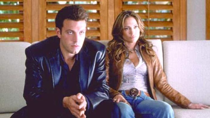 Martin Brest's 'Gigli' (2003), featuring Ben Affleck and Jennifer Lopez, is a movie that critics and audiences universally criticized.