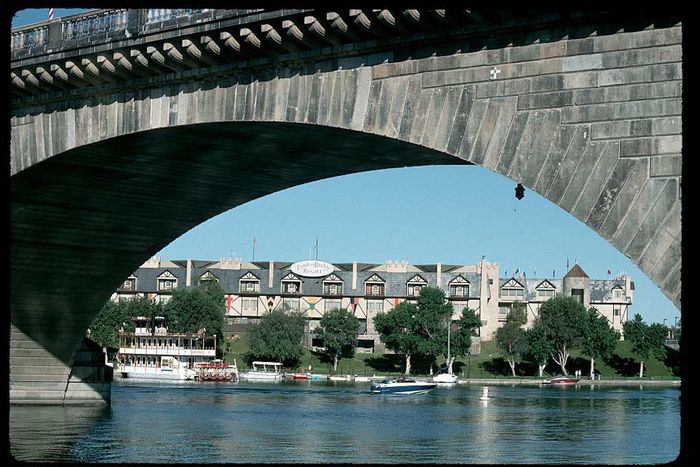 London Bridge in Arizona
