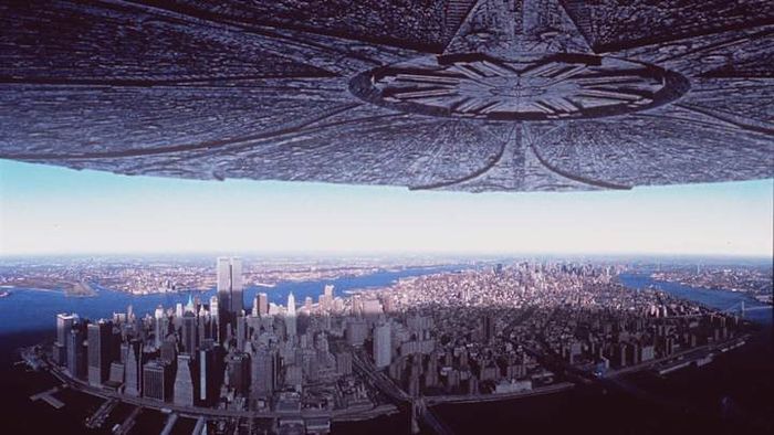 The 1996 blockbuster features one of the most unforgettable trailers ever created.