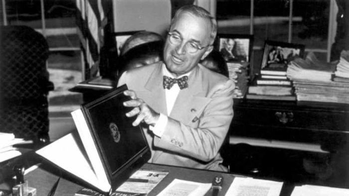 Harry S Truman reviewing the United Nations charter
