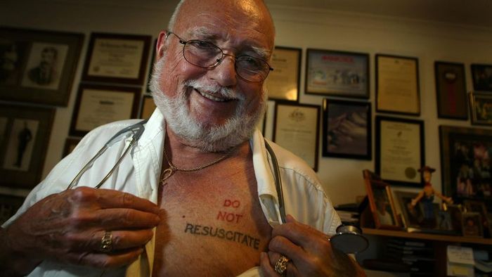 Man sporting a DNR tattoo