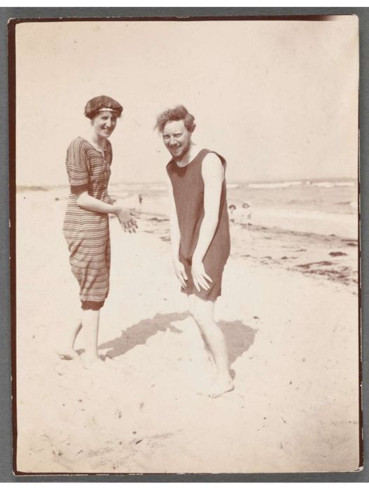 Virginia Woolf and Clive Bell in 1910