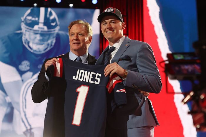 Mac Jones