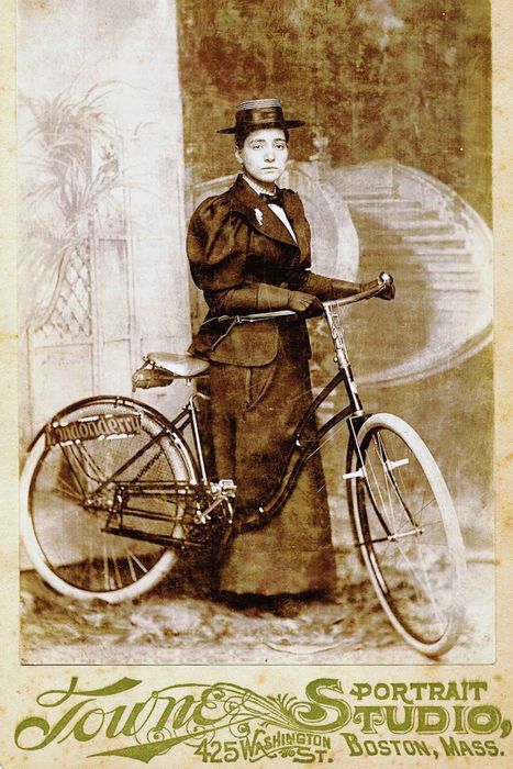 Annie Londonderry captured in a cabinet card photograph.
