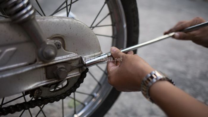 Chi phí điều chỉnh xích xe máy