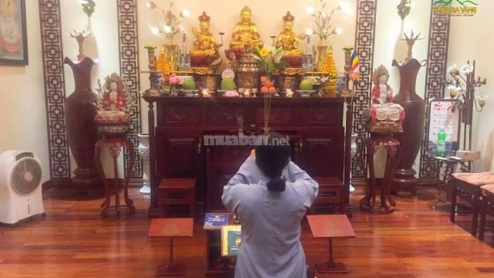 Mơ thấy vào chùa tụng kinh và nghe pháp