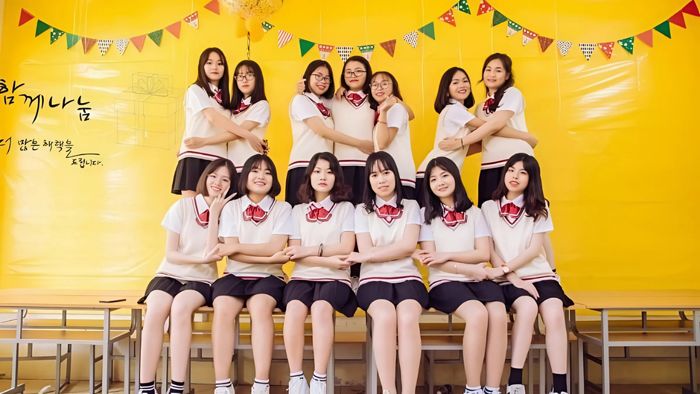 Những ý tưởng trang trí lớp kỷ yếu lung linh và ấn tượng