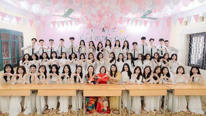 Những ý tưởng trang trí lớp kỷ yếu đáng yêu và ngọt ngào