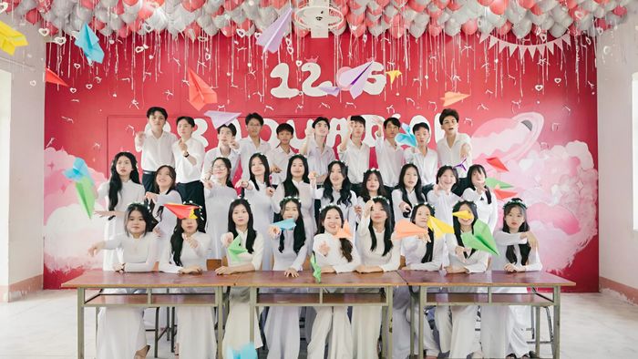 Những ý tưởng trang trí lớp kỷ yếu độc đáo và khác biệt