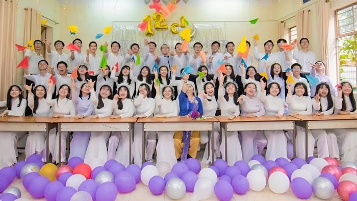 Những ý tưởng trang trí lớp kỷ yếu đơn giản nhưng hiệu quả