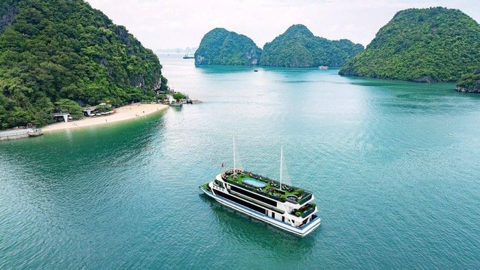 Tải về hình ảnh du lịch Vịnh Hạ Long chất lượng cao