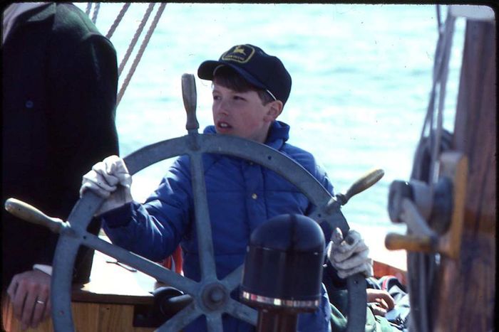 A youthful Ben Affleck steering the 'Mimi.'