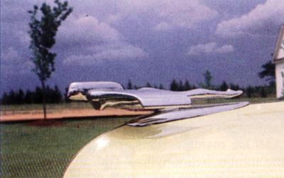 Closeup view of the 1949 Nash Ambassador Super