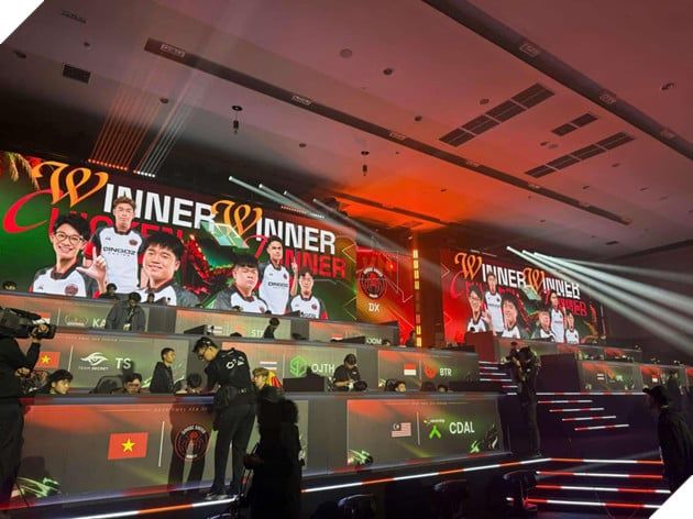 Đại Diện PUBG Mobile Việt Nam Xuất Sắc Vượt Qua Pickleball Với 3 Chiến Thắng WWCD Ngày Đầu - Dẫn Đầu BXH, Tiến Gần Đến Chức Vô Địch 3