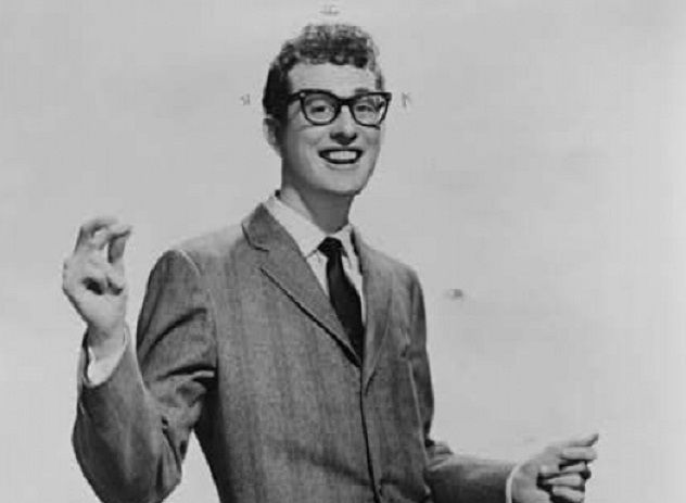 5 BUDDY HOLLY