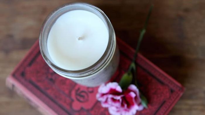 Herbs of Grace/Etsy