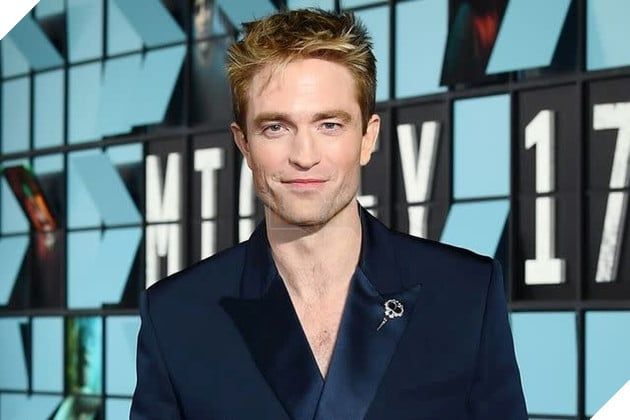 Robert Pattinson Tiết Lộ Việc Suy Nghĩ Quá Mức Khiến Zendaya Phải Nói Chuyện Điện Thoại Với Anh Suốt 2 Giờ