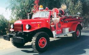 1952 Dodge Power Wagon fire truck