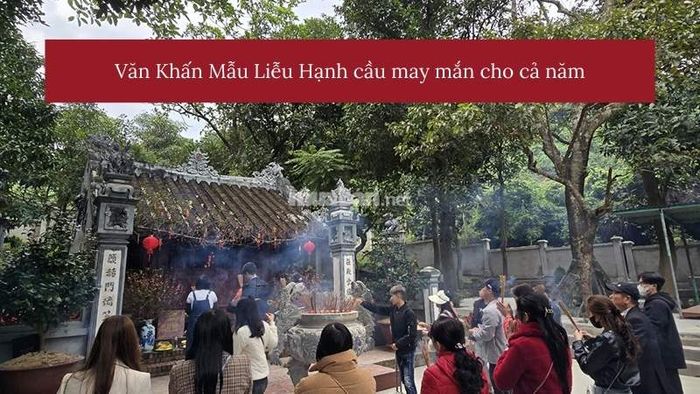 Lễ khấn Mẫu Liễu Hạnh cầu xin may mắn cho năm mới
