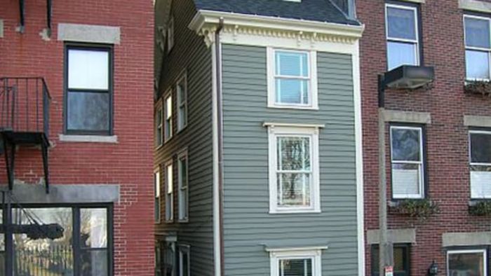 The Skinny House.