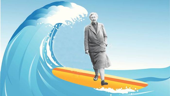 Agatha Christie, a devoted enthusiast of surfing.