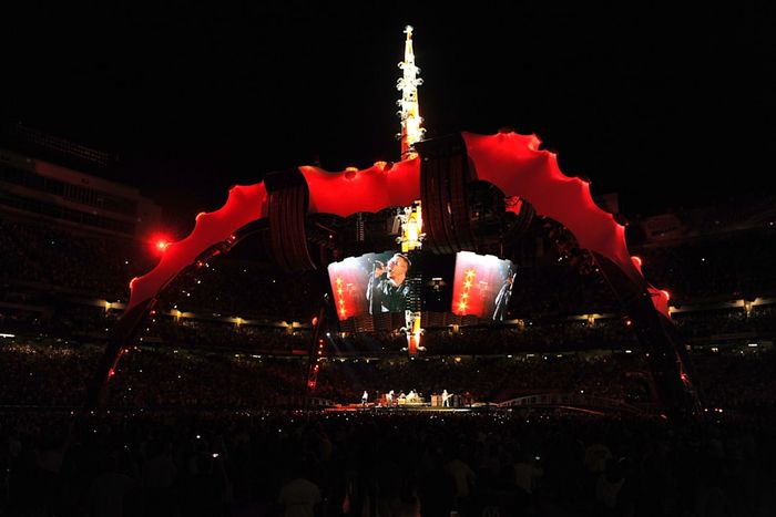 U2