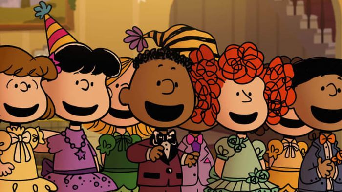 The beloved Peanuts crew returns in Snoopy Presents: For Auld Lang Syne.