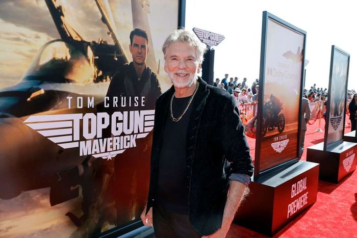 Kenny Loggins