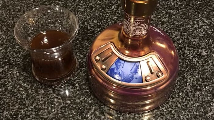 An overview of the Sam Adams Utopias.