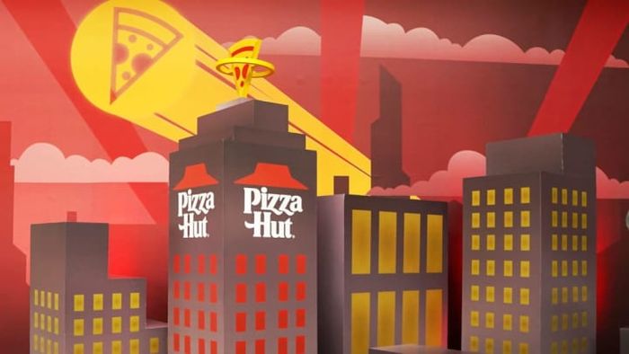 In 1985, Pizza Hut aimed to raise the stakes with an ambitious 'Italian pie' that promised a new twist on pizza.