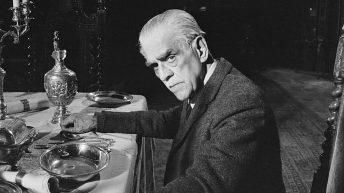 Larry Ellis/Daily Express/Hulton Archive/Getty Images