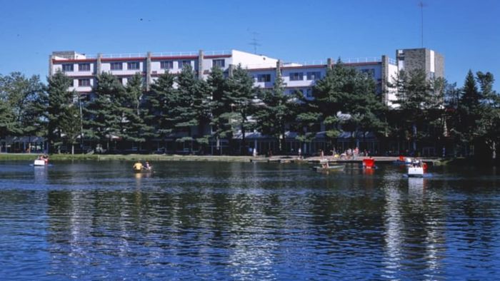 Kutsher’s in Thompson, New York, 1977