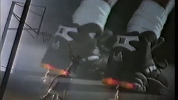 1994 - LA Gear Tech Light-Up Sneakers: Banned by the NBA Commercial