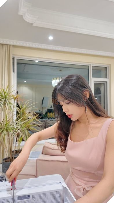 Cộng đồng LMHT không khỏi ghen tị khi Doinb nhận được món quà cực kỳ giá trị từ vợ.
