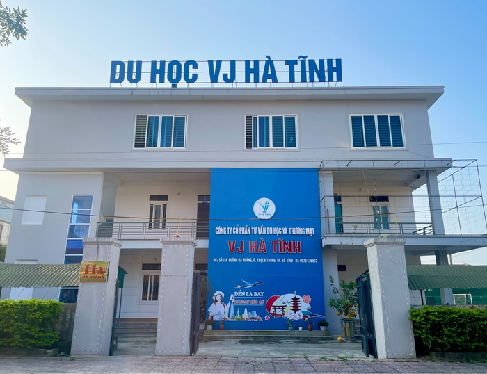 Trung tam tu van du hoc hang dau tai Ha Tinh.png
