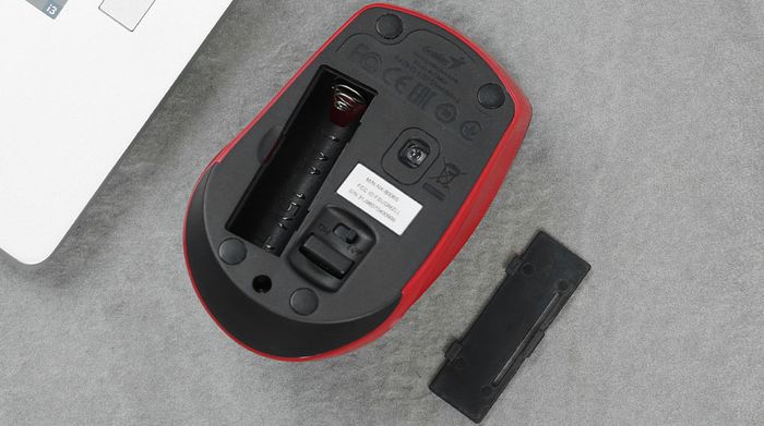 Chuột không dây Silent Genius NX-8006S - Hoạt động nhờ năng lượng pin AA