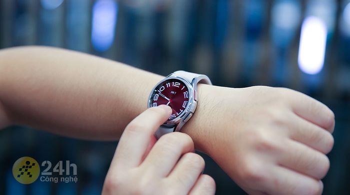 Samsung Galaxy Watch6 Classic 47mm - Màn hình cảm ứng