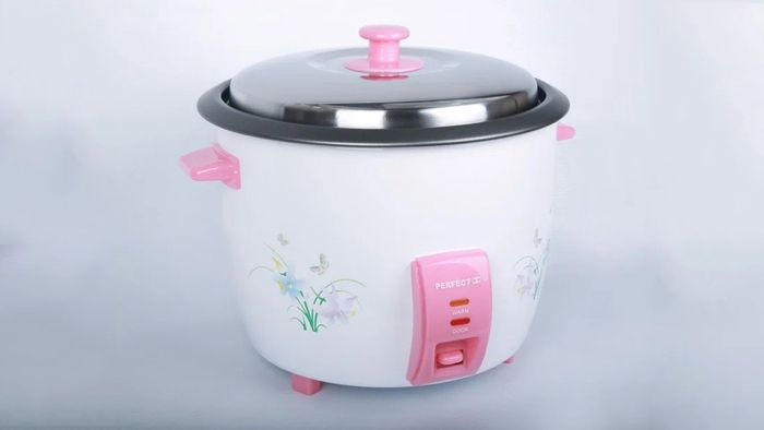 Perfect PF-CR18 sử dụng nút gạt điều khiển đơn giản