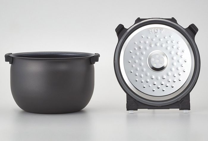 Nắp trong tháo rời dễ vệ sinh