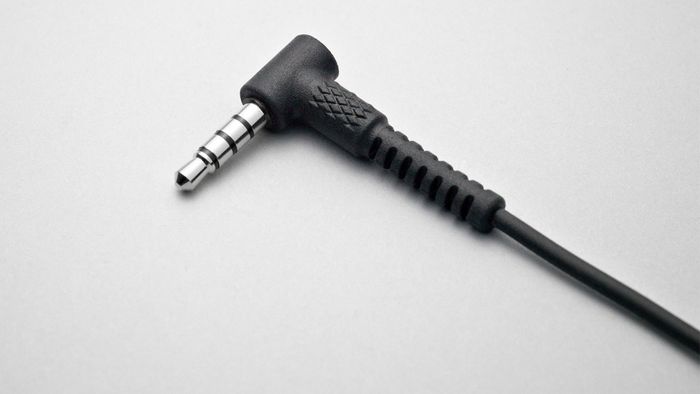 Jack cắm 3.5mm của Tai nghe Marshall Mode Black And White
