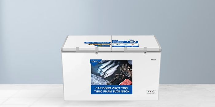 Tủ Đông Aqua Inverter 319 Lít AQF-C4201E có kiểu dáng hiện đại